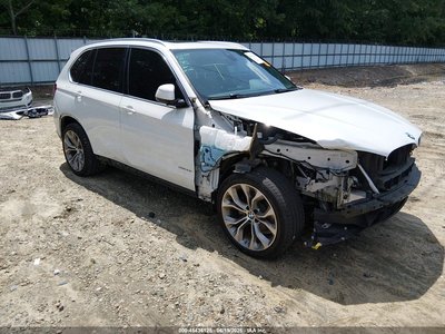 5UXKR2C57J0****** 2018 BMW X5