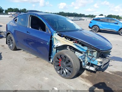 7SAYGDEF9NF****** 2022 Tesla Model Y