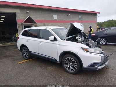 JA4AZ3A33HZ****** 2017 Mitsubishi Outlander