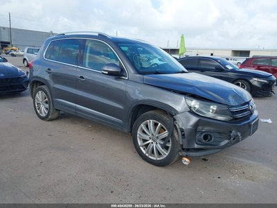 WVGBV7AX1CW****** 2012 Volkswagen Tiguan