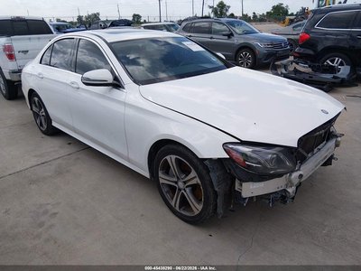 2017 Mercedes-Benz E 300