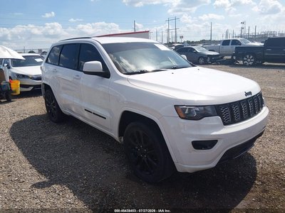 1C4RJEAG5HC****** 2017 Jeep Grand Cherokee