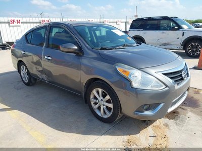 2016 Nissan Versa