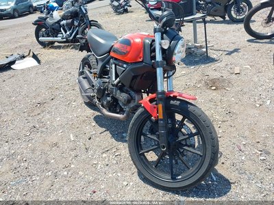 ML015AXG5GT****** 2016 Ducati Scrambler 800