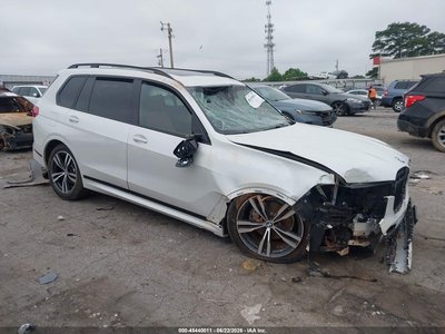 5UXCW2C05N9****** 2022 BMW X7