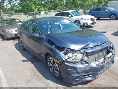 19XFC1F3XHE****** 2017 Honda Civic