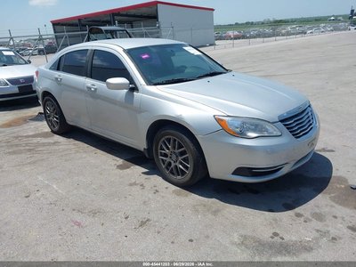 1C3BC4FB6BN****** 2011 Chrysler 200