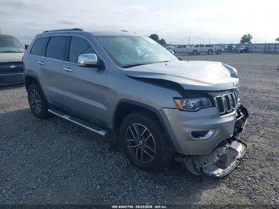 1C4RJFBG2HC****** 2017 Jeep Grand Cherokee