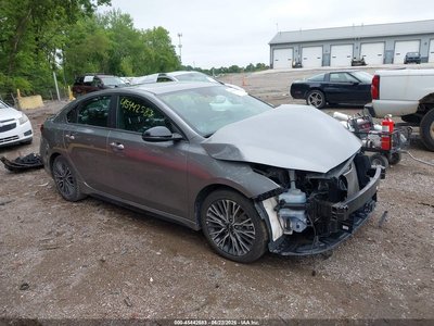 3KPF54AD4RE****** 2024 Kia Forte