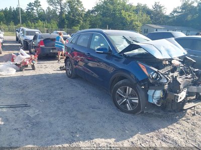 KNDCE3LC4N5****** 2022 Kia Niro