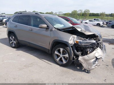 1C4PJMDX5LD****** 2020 Jeep Cherokee