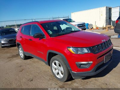3C4NJDBBXJT****** 2018 Jeep Compass