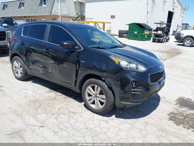 KNDPMCAC8H7****** 2017 Kia Sportage