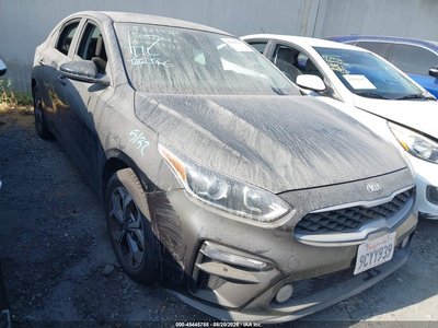 3KPF24AD0KE****** 2019 Kia Forte