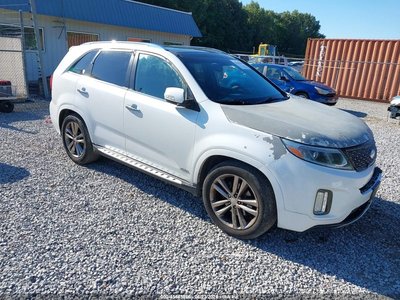 5XYKWDA77EG****** 2014 Kia Sorento