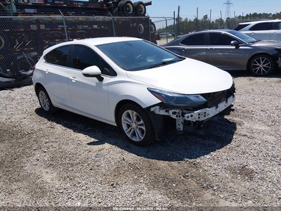 3G1BE6SM1KS****** 2019 Chevrolet Cruze