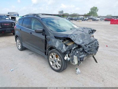 1FMCU9G94GU****** 2016 Ford Escape