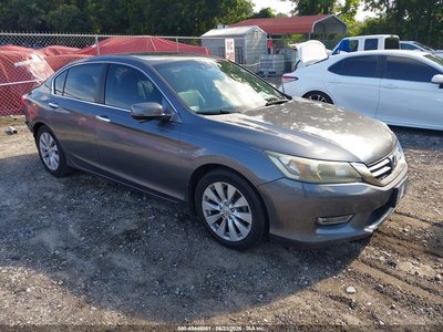 1HGCR2F81DA****** 2013 Honda Accord