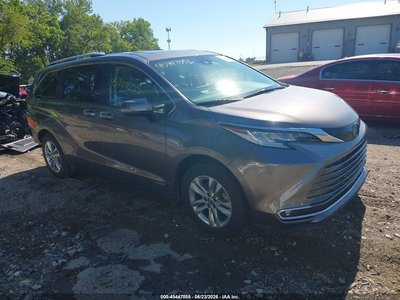 5TDZRKEC3MS****** 2021 Toyota Sienna