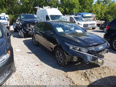 3KPF24AD8RE****** 2024 Kia Forte