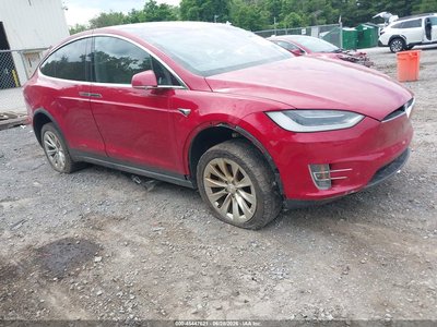 5YJXCAE27JF****** 2018 Tesla Model X