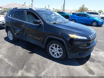 1C4PJLCB6JD****** 2018 Jeep Cherokee