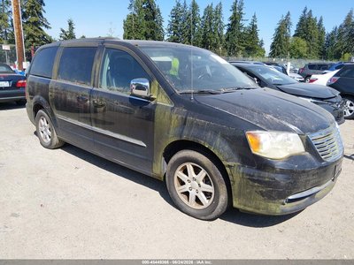 2012 Chrysler Town & Country