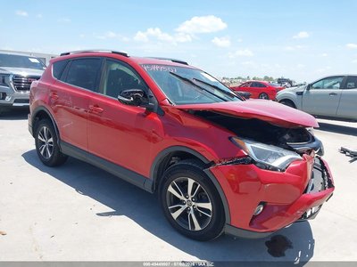 JTMRFREV2GJ****** 2016 Toyota RAV4