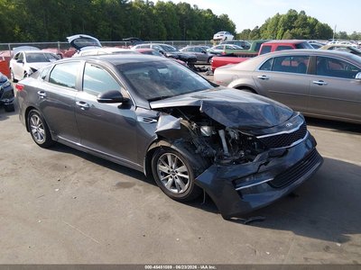 5XXGT4L37HG****** 2017 Kia Optima