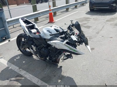 JKAEXEJ13HD****** 2017 Kawasaki Ninja 650