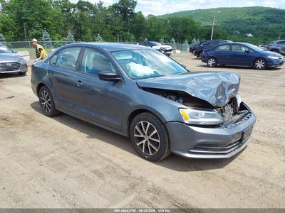 3VWB67AJ4GM****** 2016 Volkswagen Jetta