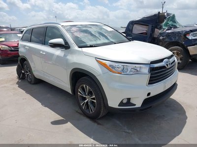 2016 Toyota Highlander