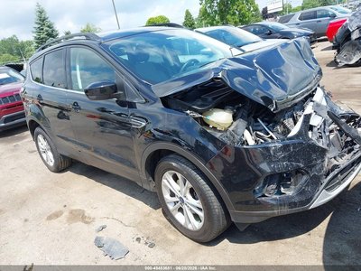 1FMCU0GD7JU****** 2018 Ford Escape