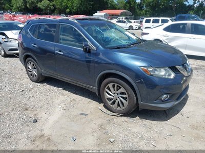 5N1AT2MTXFC****** 2015 Nissan Rogue