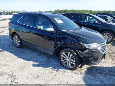 2GNAXWEX8J6****** 2018 Chevrolet Equinox