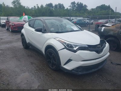 NMTKHMBX4JR****** 2018 Toyota C-HR