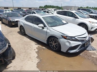 2024 Toyota Camry Hybrid