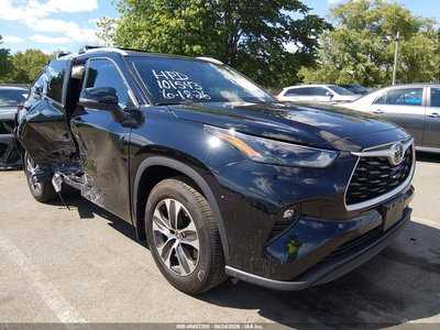 2024 Toyota Highlander