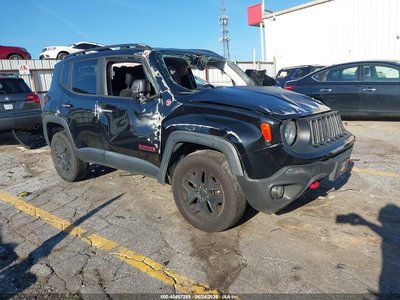 ZACCJBCB7JP****** 2018 Jeep Renegade
