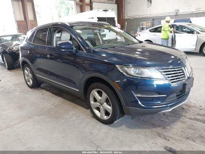 5LMCJ1D90HU****** 2017 Lincoln MKC