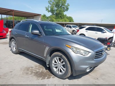JN8CS1MWXFM****** 2015 Infiniti QX70