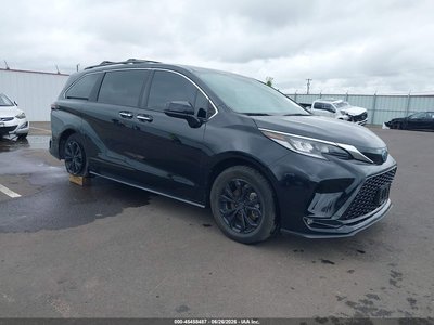 5TDDSKFC1NS****** 2022 Toyota Sienna Hybrid