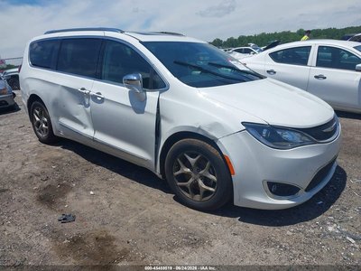 2C4RC1GG0JR****** 2018 Chrysler Pacifica