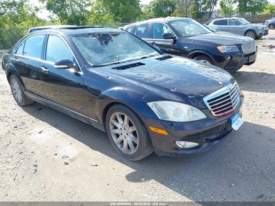 WDDNG86X58A****** 2008 Mercedes-Benz S 550
