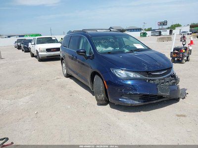 2020 Chrysler Voyager