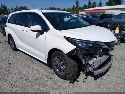 5TDBSKFC1RS****** 2024 Toyota Sienna