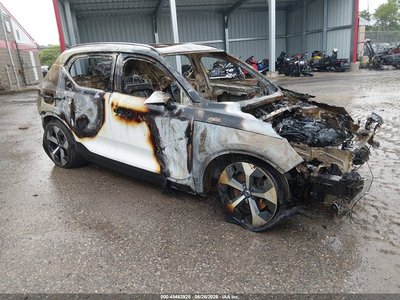 YV4L12UN7P2****** 2023 Volvo XC40