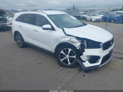 5XYPHDA1XGG****** 2016 Kia Sorento