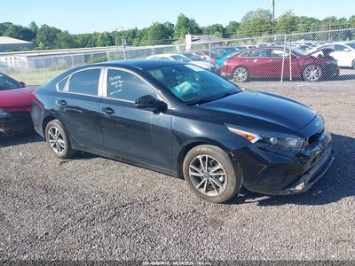 3KPF24ADXRE****** 2024 Kia Forte