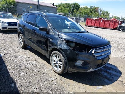 1FMCU9G99HU****** 2017 Ford Escape